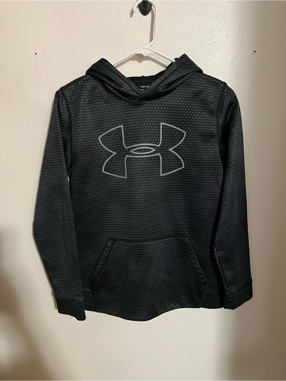 UNDER ARMOUR Classic Athletic Athleisure Colgear Hoodie Black White Boy's Size L